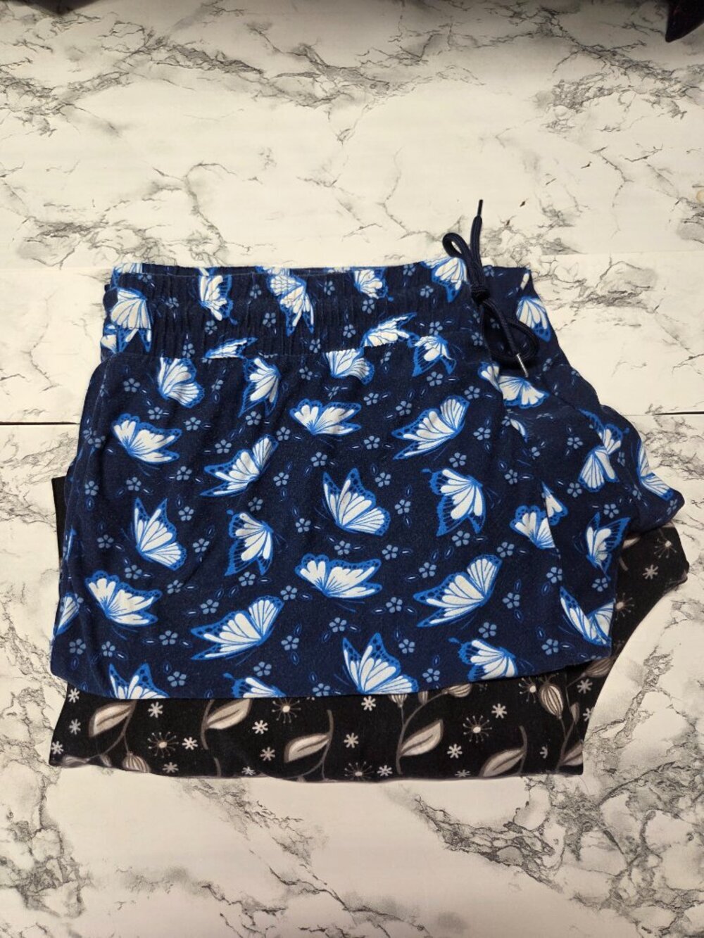 Loungewear by Seven 2XL Butterfly Floral Drawstring Fleece Pants Bundle (Flaw)